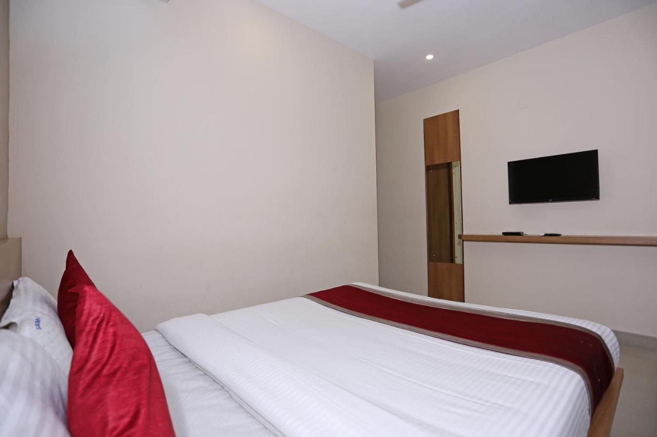 Oyo 6447 Samasth Rooms And Suites Mysore Exterior foto