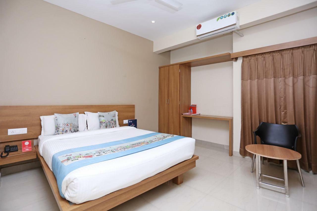Oyo 6447 Samasth Rooms And Suites Mysore Exterior foto